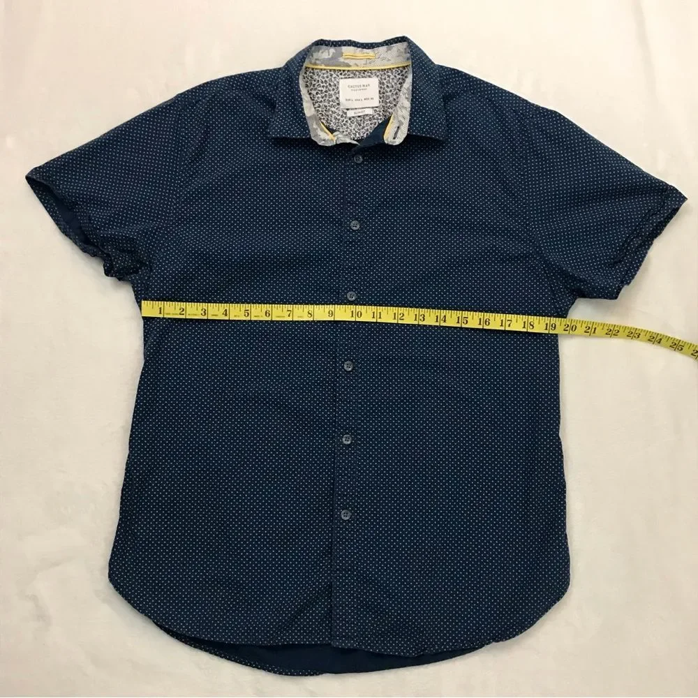 Cactus Man Ricky Singh Slim Fit Men's Large Navy Blue Button Up Tee Short Sleeve